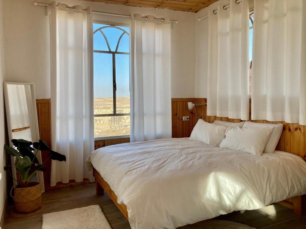 Tobiana Desert Lodging Negev 'Ezuz Esterno foto